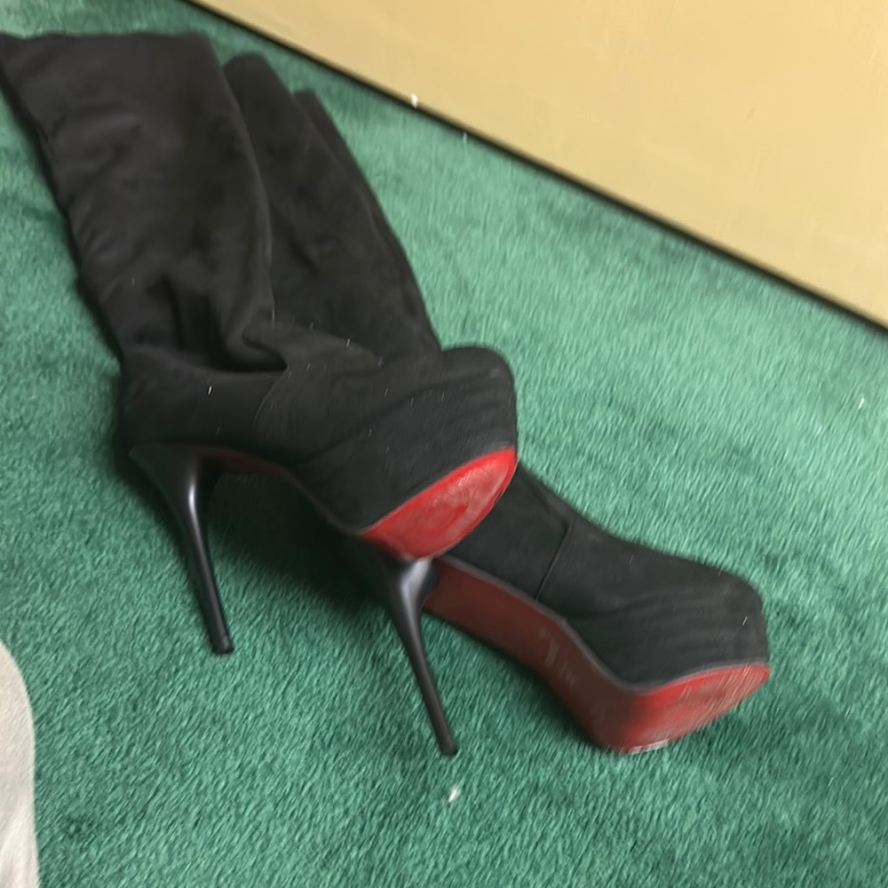 Over the knee Elegant Black Stiletto Boots size 7.5